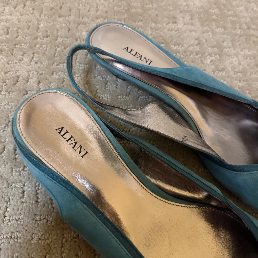 Alfani Teal Suede Slingback Kitten Heels Bow Detail (Size 10) - Picture 6 of 8